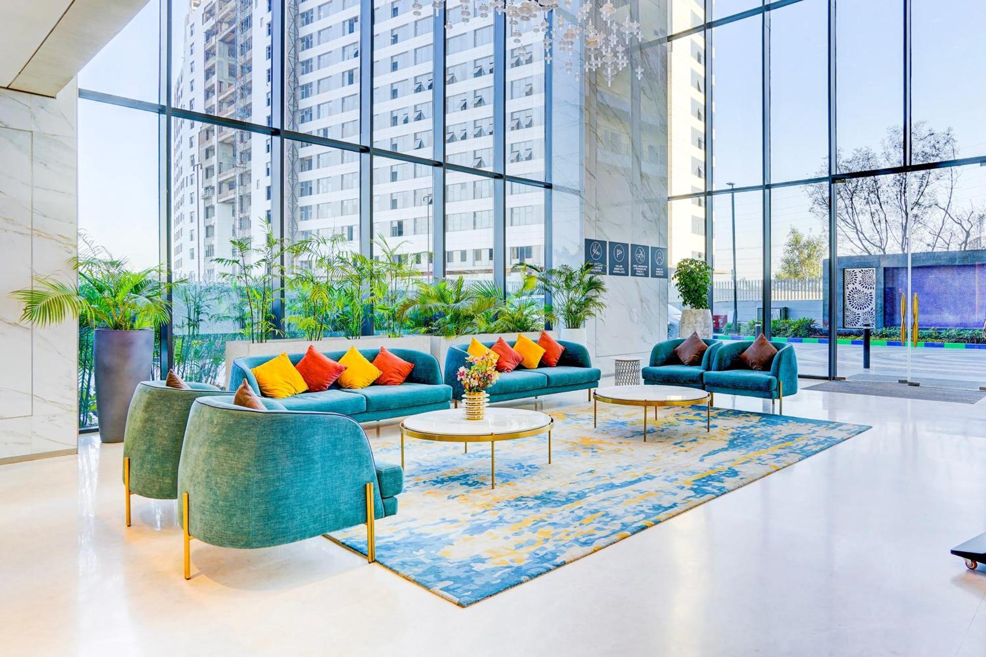 Sunday Hotels And Residences Gurgaon Zewnętrze zdjęcie