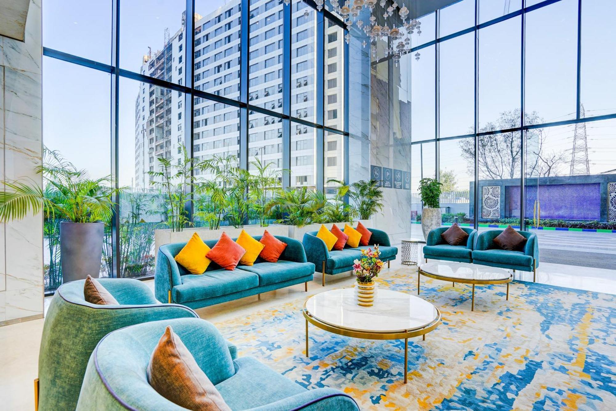 Sunday Hotels And Residences Gurgaon Zewnętrze zdjęcie